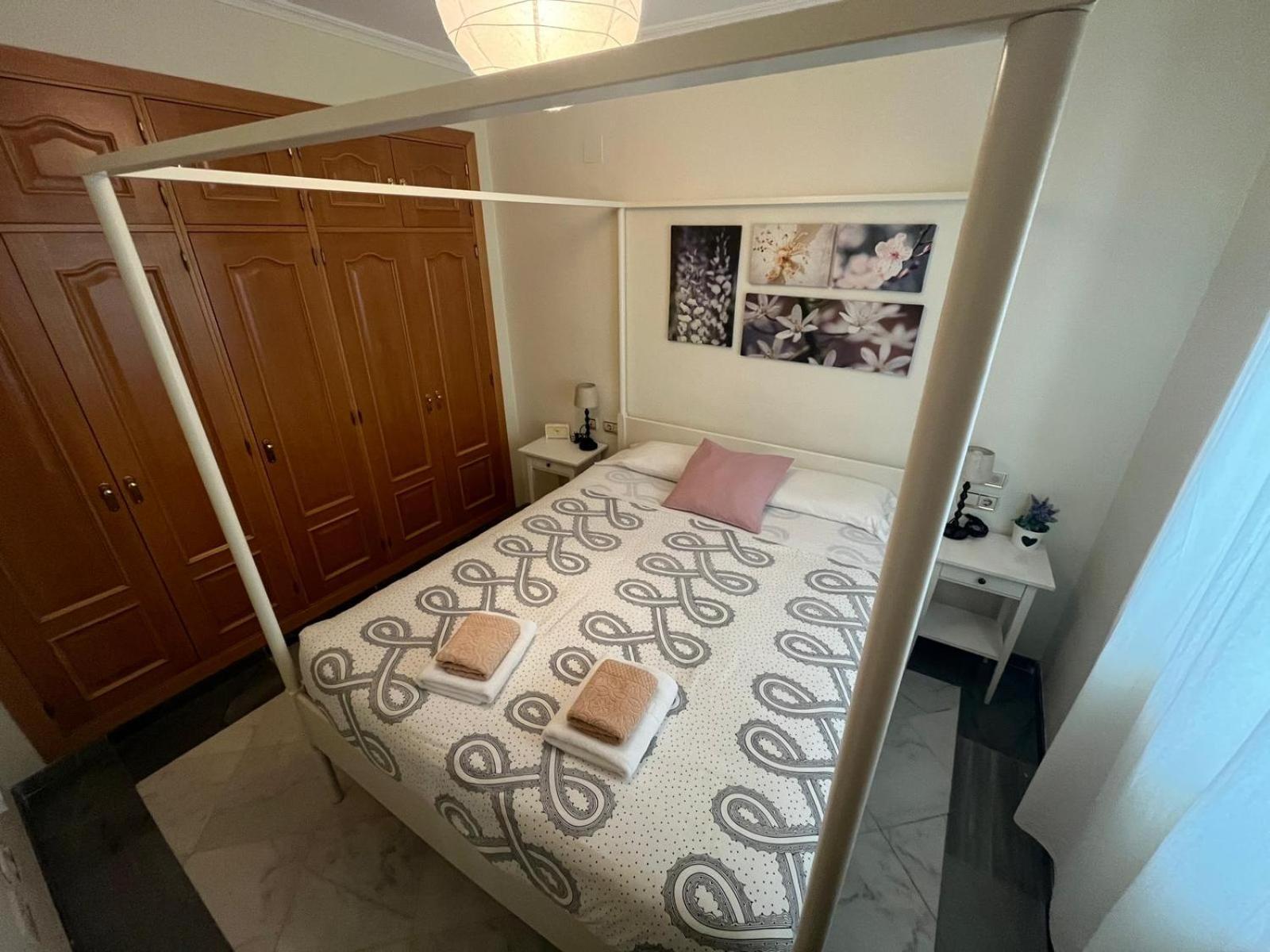 La Esquinita Del Senador Grupo Ac Gestion Appartement Cádiz Buitenkant foto